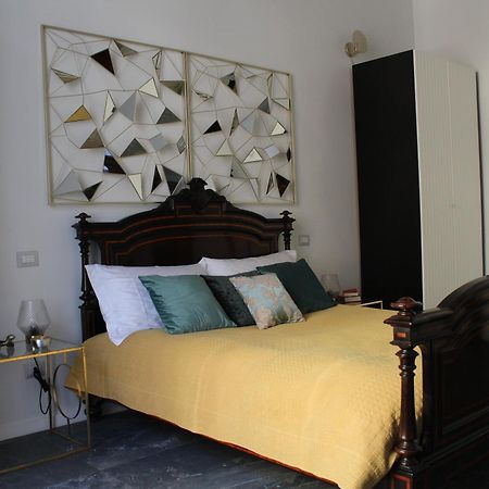 Casa Gaia Apartment Napoli Bagian luar foto