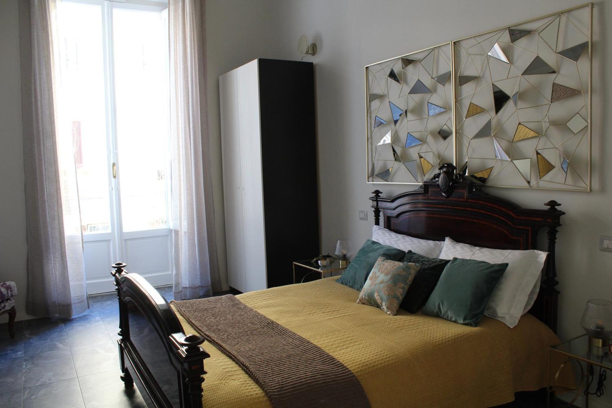 Casa Gaia Apartment Napoli Bagian luar foto